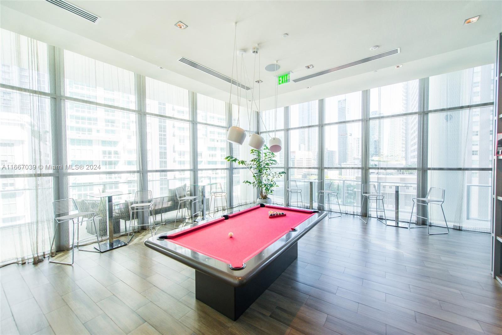 1100 MILLECENTO RESIDENCE - Residential Lease