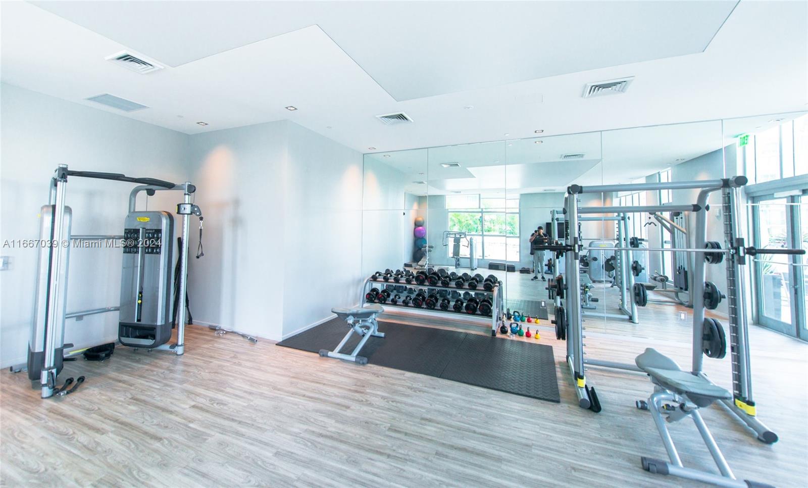 1100 MILLECENTO RESIDENCE - Residential Lease