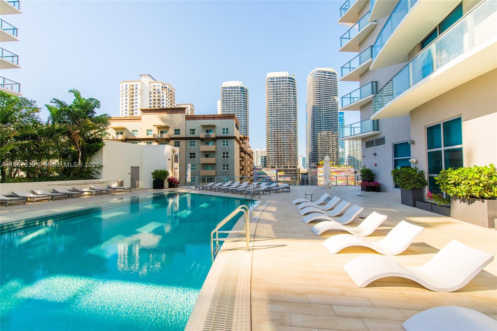 1100 MILLECENTO RESIDENCE - Residential Lease