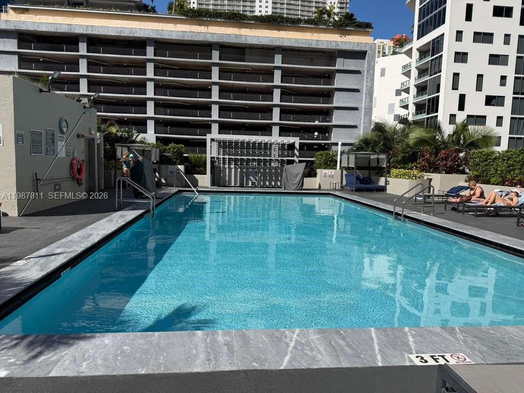 FORTUNE HOUSE CONDO - Residential