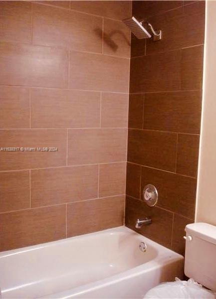 Photo 20 of 25 of 9435 SW 140th Ct 9435 condo