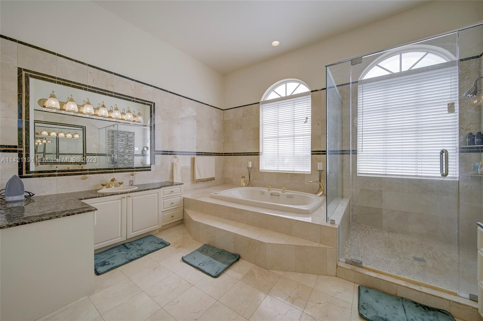 198 TERRACE PLAT - Residential