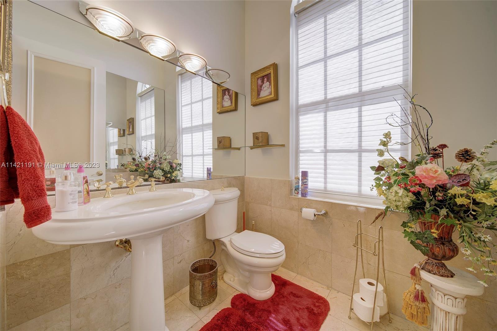 198 TERRACE PLAT - Residential