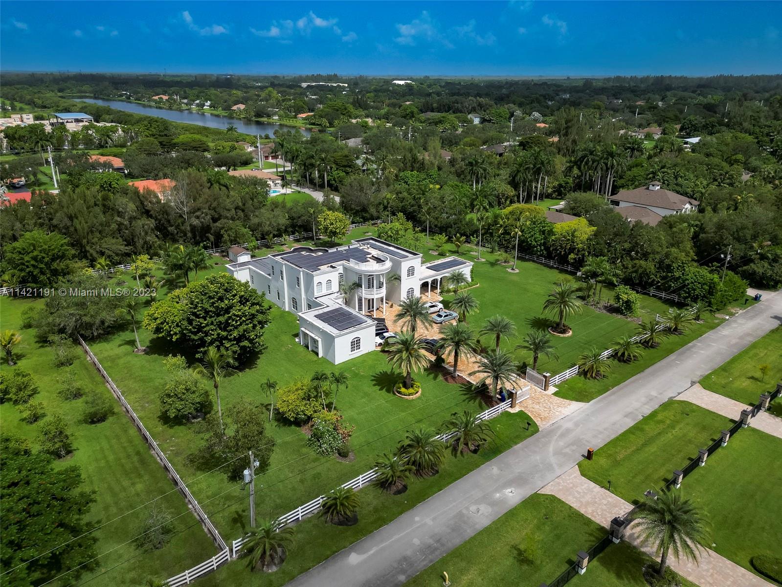 198 TERRACE PLAT - Residential