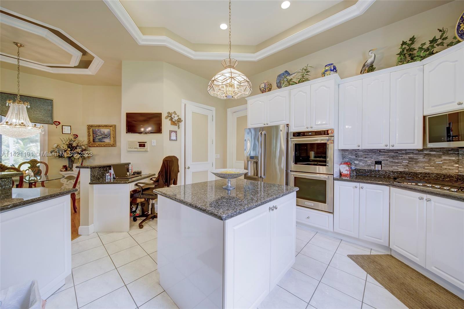 198 TERRACE PLAT - Residential