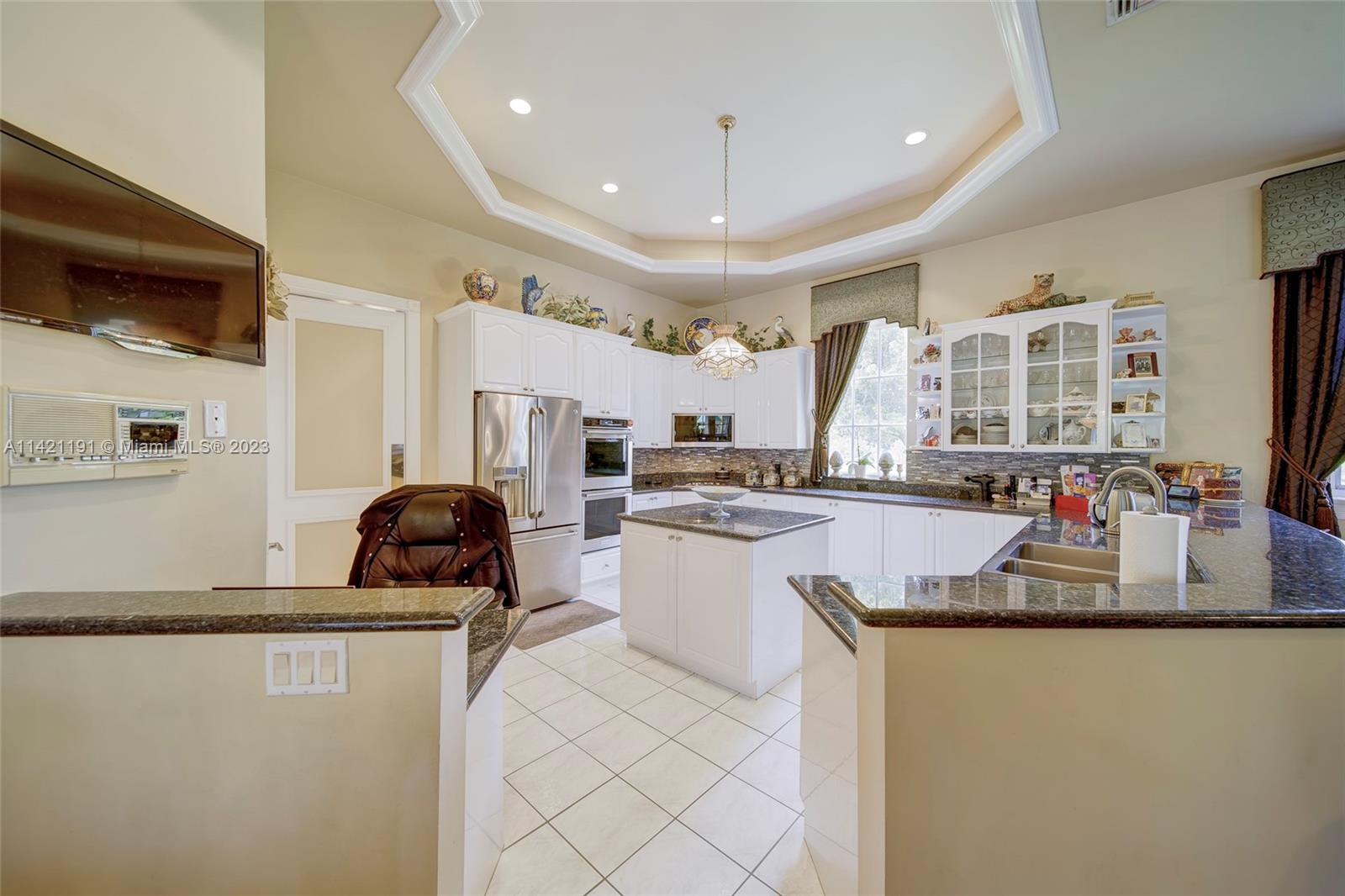 198 TERRACE PLAT - Residential