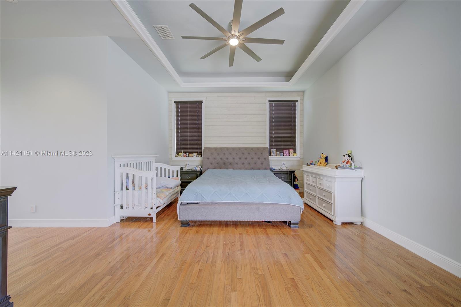 198 TERRACE PLAT - Residential