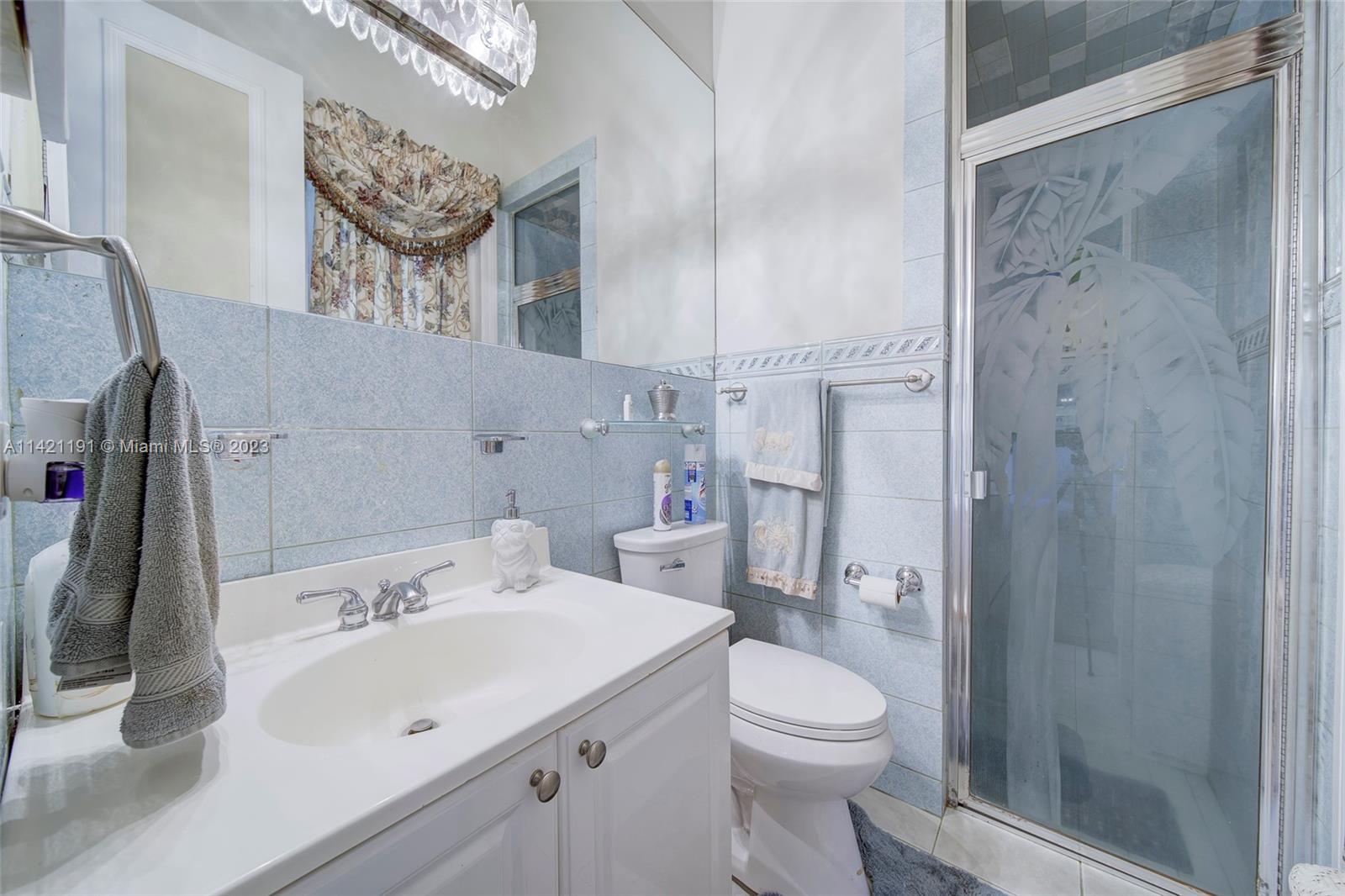 198 TERRACE PLAT - Residential