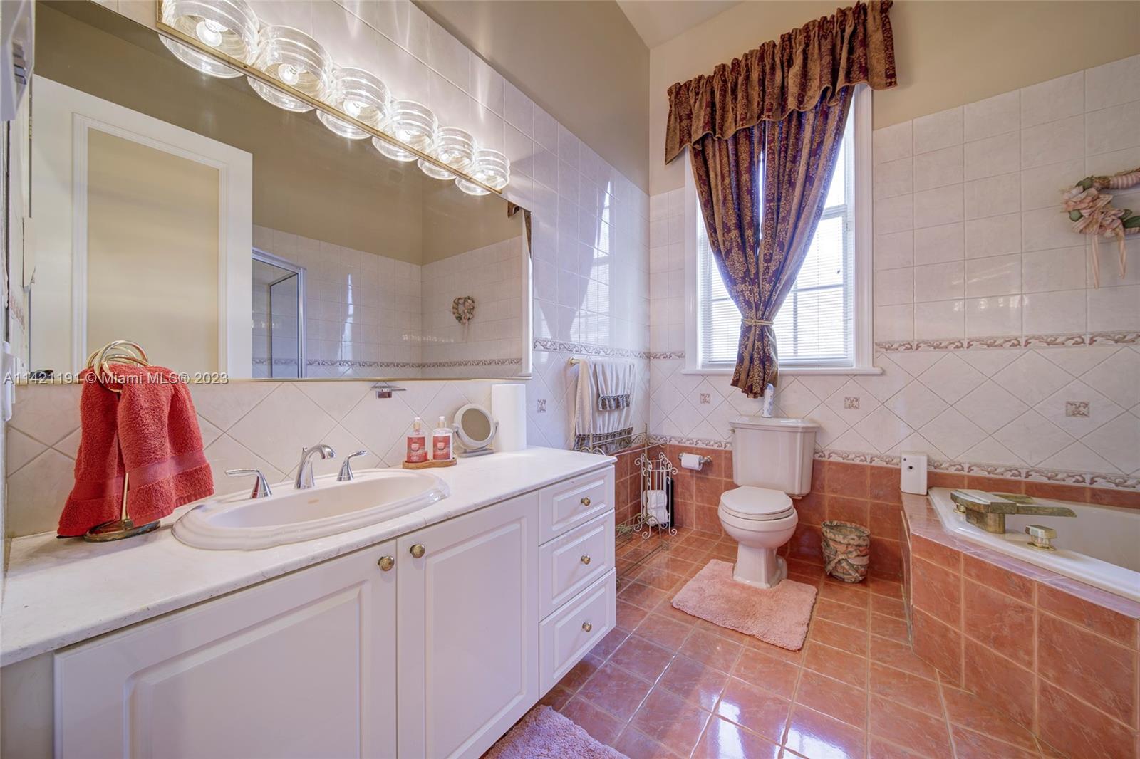 198 TERRACE PLAT - Residential