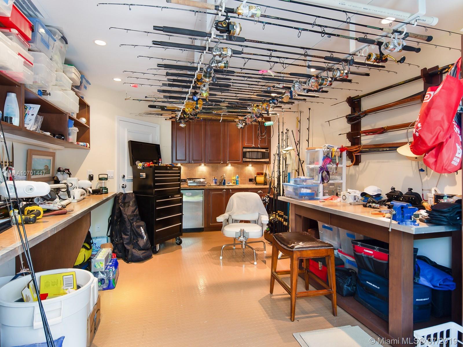 BISCAYNE KEY ESTATES - Residential