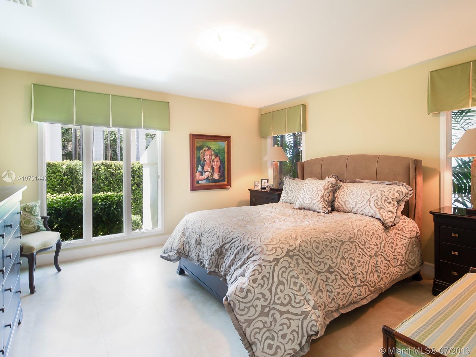 BISCAYNE KEY ESTATES - Residential