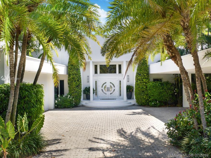 This spectacular residence has breathtaking views with approximately 100 feet of waterfront on Hurricane Harbor.  The property includes a grandfathered-in concrete dock and pilings suitable for watercraft up to 85 feet.  

The house has a wonderful floor plan with incredible open spaces and amazing natural light throughout. It has 6 bedrooms and 6 bathrooms.