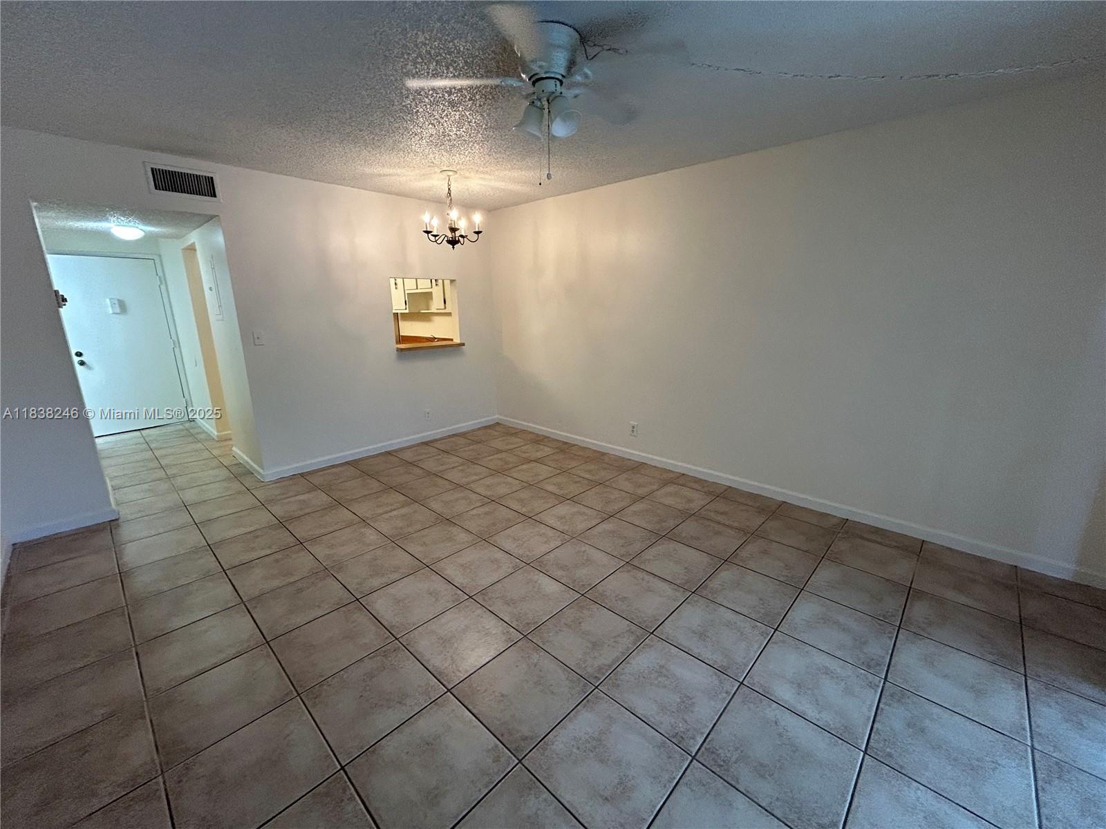 4384 NW 9th Ave 20-2C