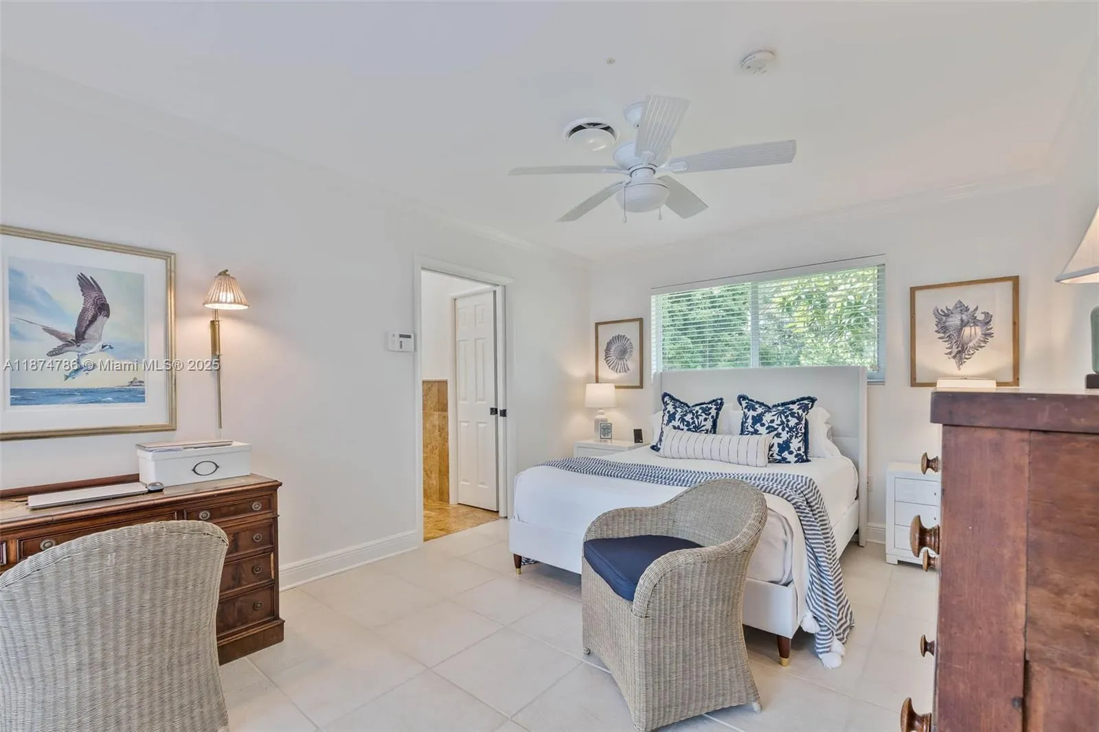 Palmetto Bay, Florida 33157, United States, 4 Bedrooms Bedrooms, ,2 BathroomsBathrooms,Residential,Active,206571