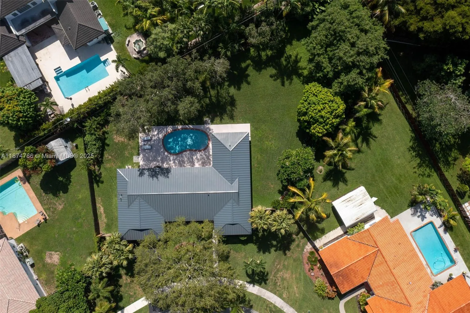 Palmetto Bay, Florida 33157, United States, 4 Bedrooms Bedrooms, ,2 BathroomsBathrooms,Residential,Active,206571