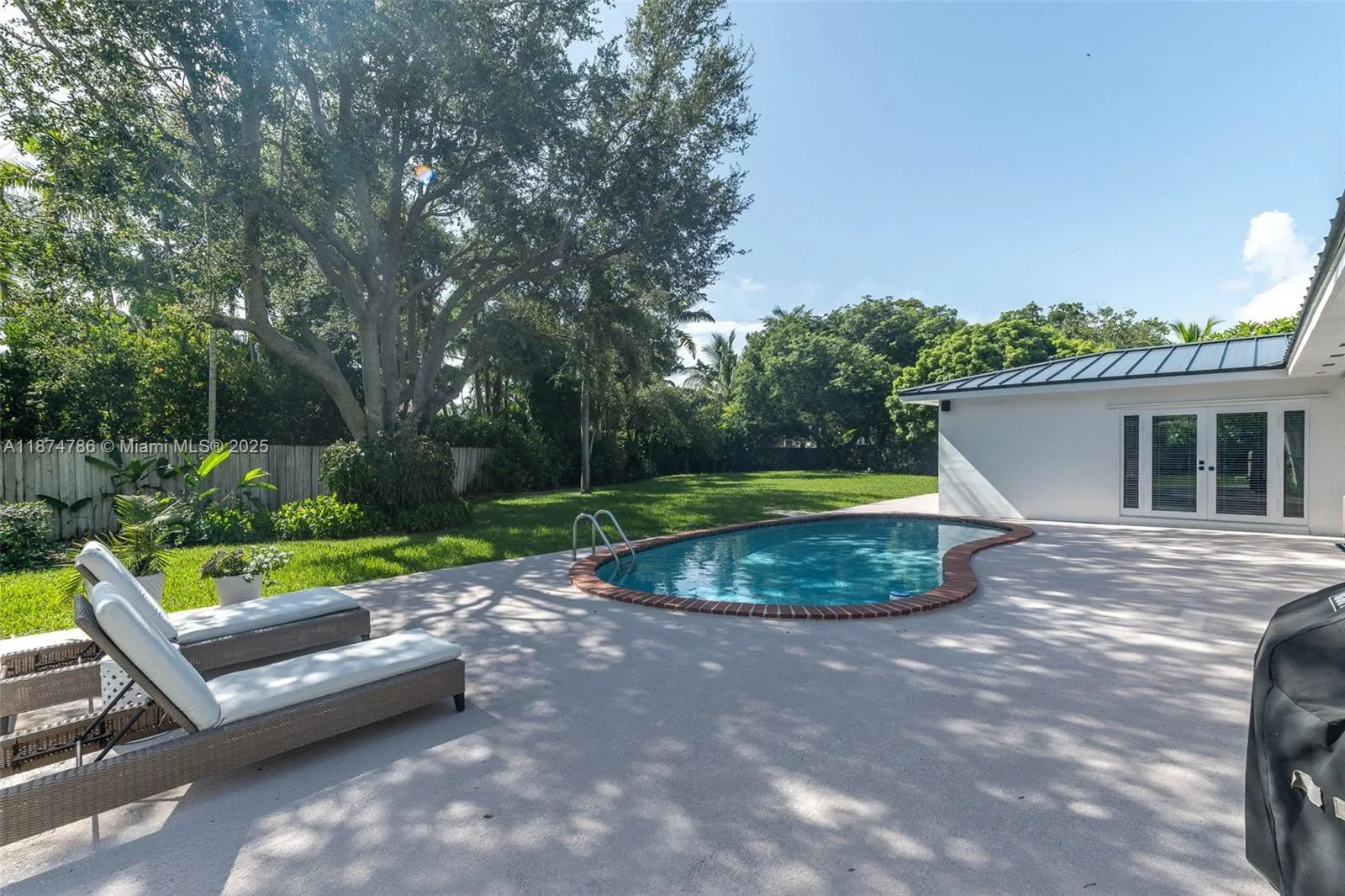 Palmetto Bay, Florida 33157, United States, 4 Bedrooms Bedrooms, ,2 BathroomsBathrooms,Residential,Active,206571