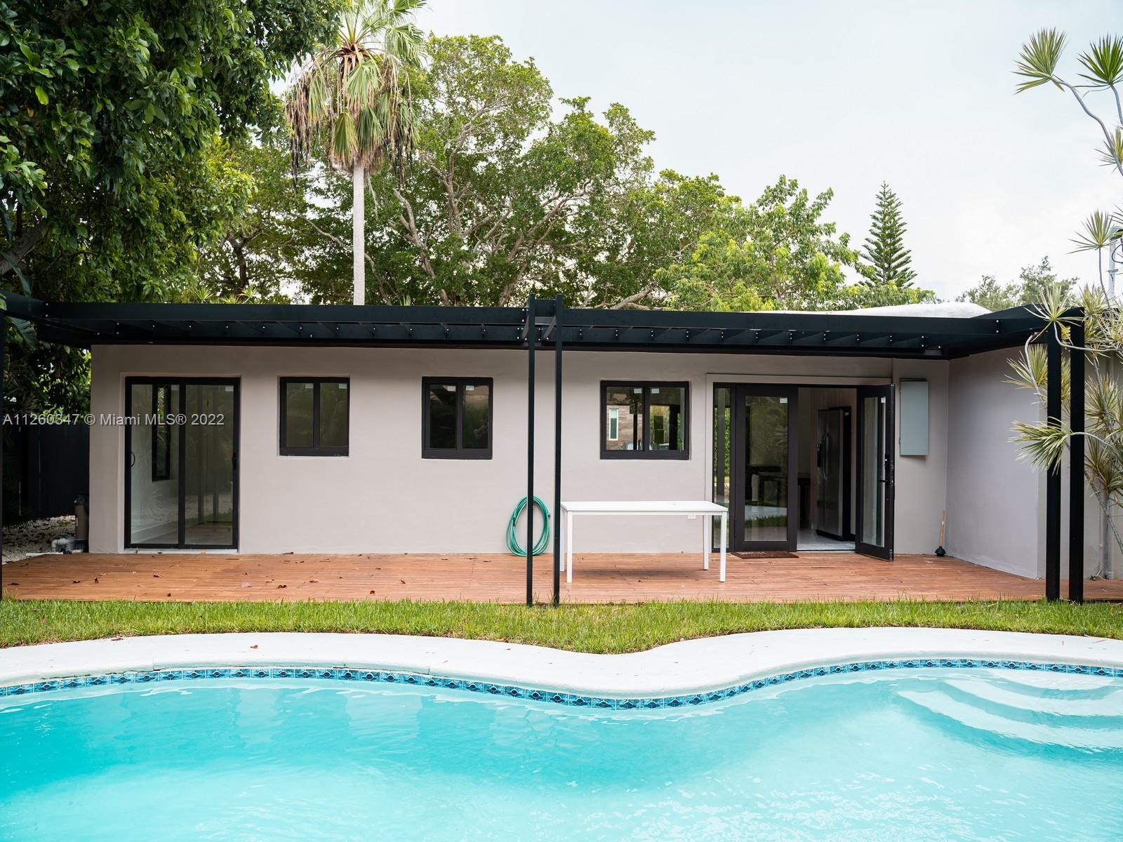 Photo 20 of 21 of 1955 Alamanda Dr house