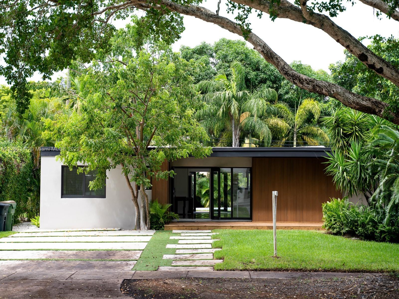 Photo 1 of 21 of 1955 Alamanda Dr house