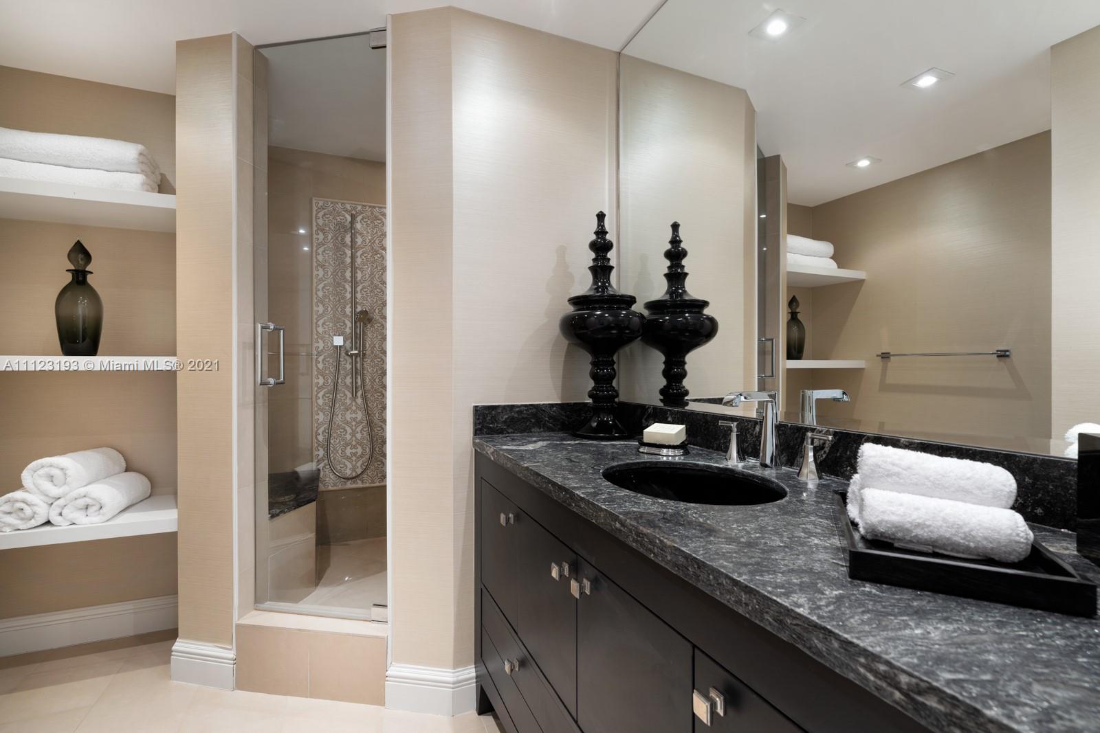 OCEANSIDE @ FISHER ISL CO - Residential