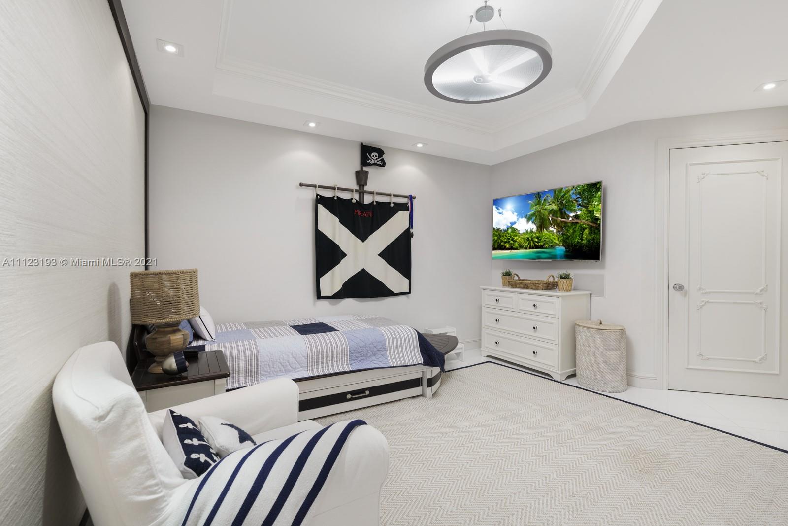 OCEANSIDE @ FISHER ISL CO - Residential