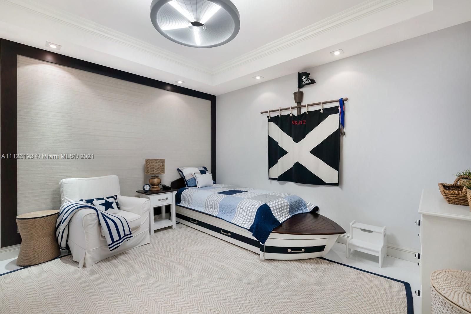 OCEANSIDE @ FISHER ISL CO - Residential