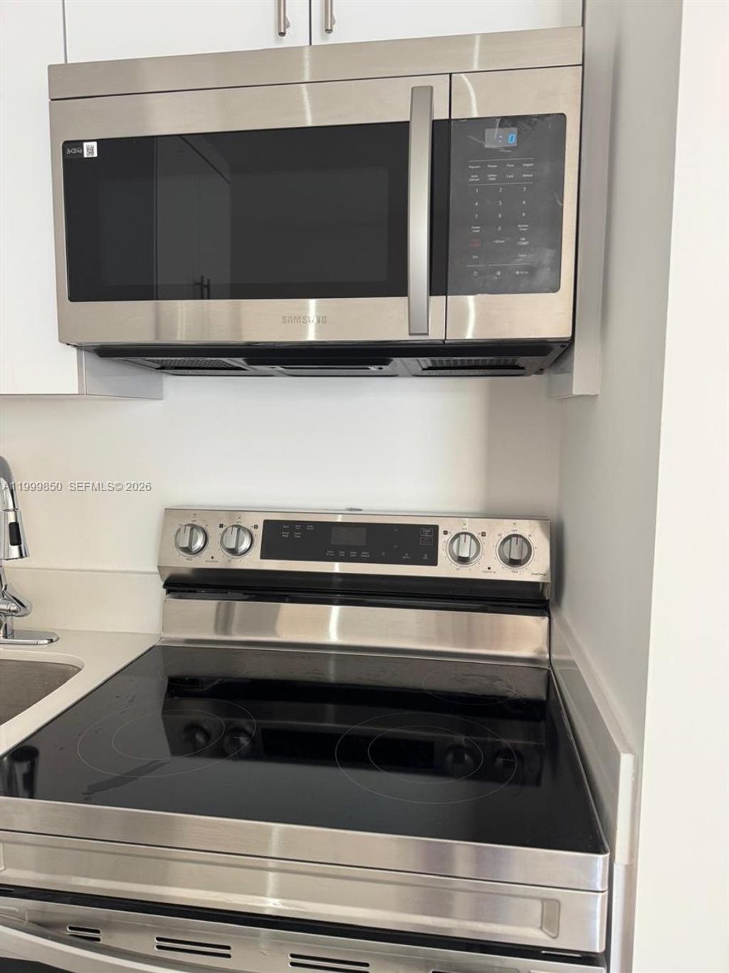 Photo of 615 NE 3rd St #2, Hallandale Beach, FL 33009 (MLS # A11999850)
