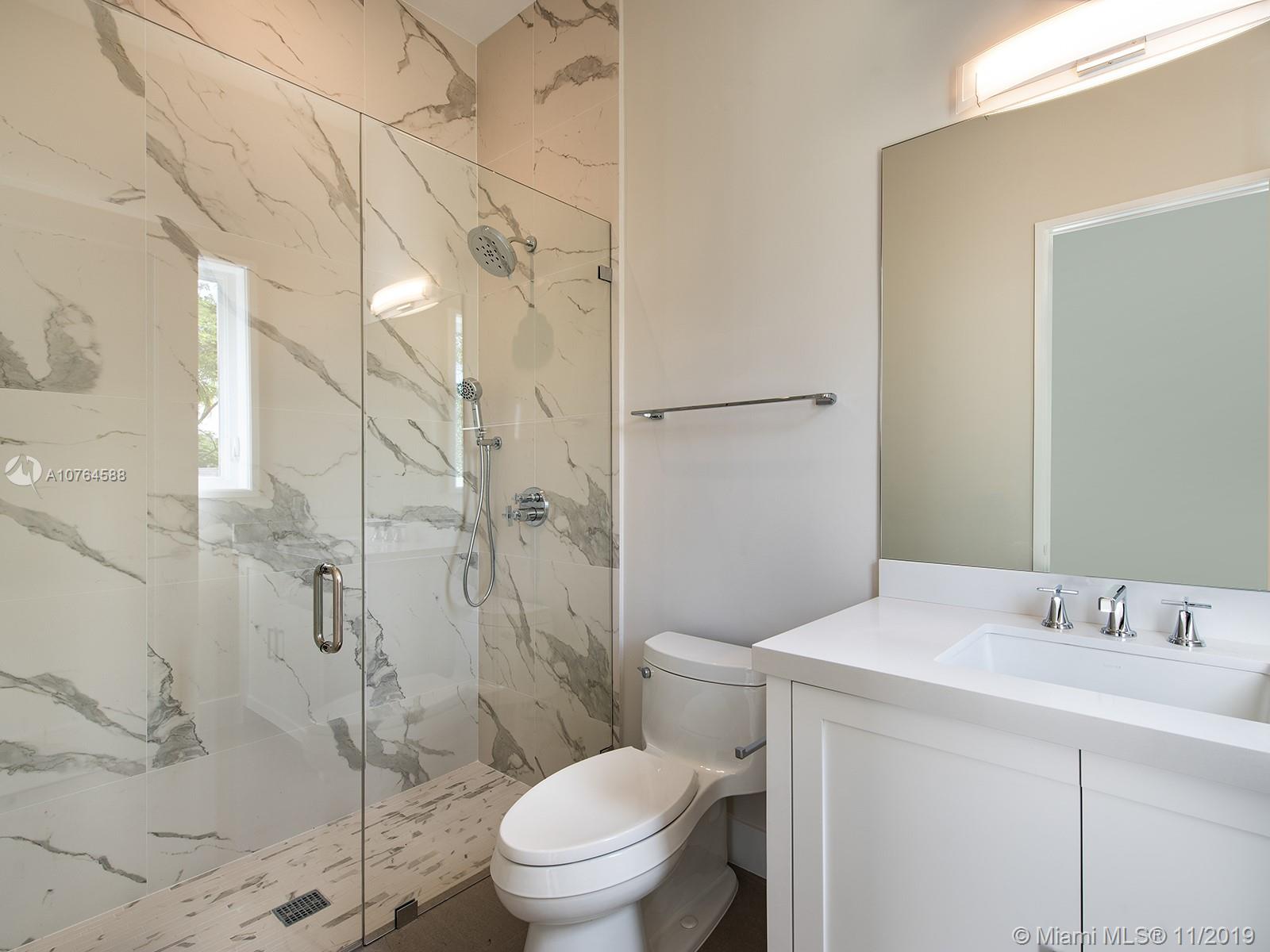 TOWN & RANCH ESTS - Residential