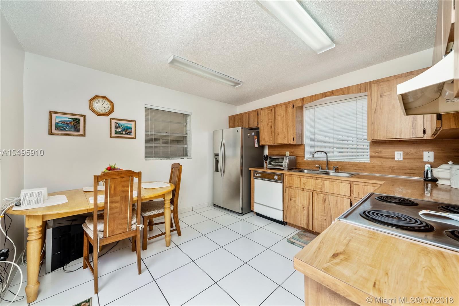 KENMORE VILLAS - Residential