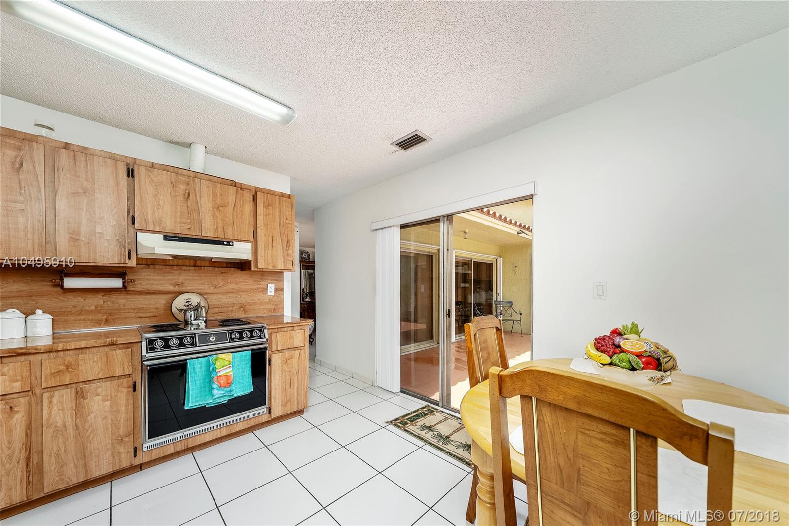 KENMORE VILLAS - Residential