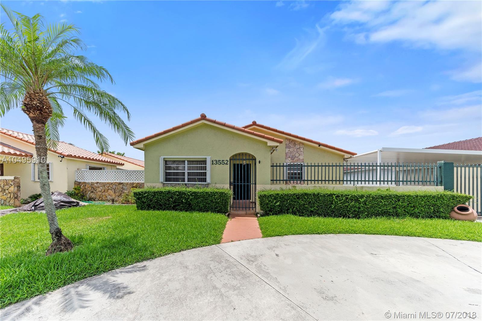 KENMORE VILLAS - Residential