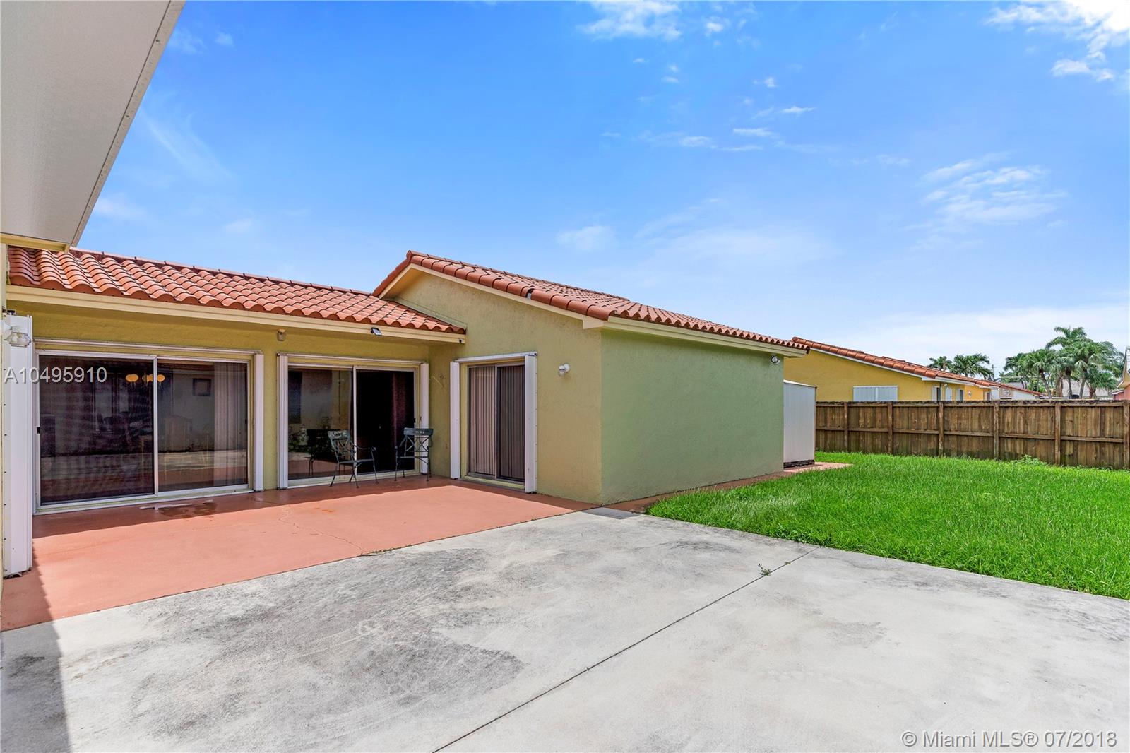 KENMORE VILLAS - Residential