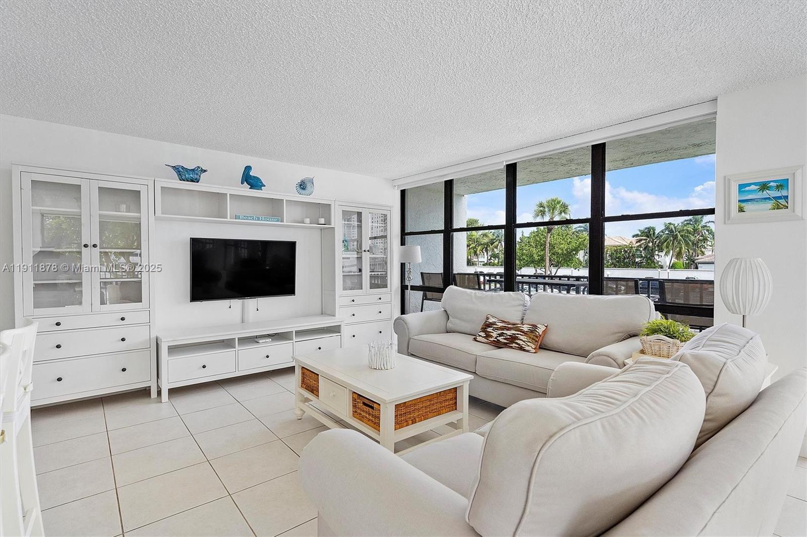 OCEANVIEW PARK CONDO - Residential Lease