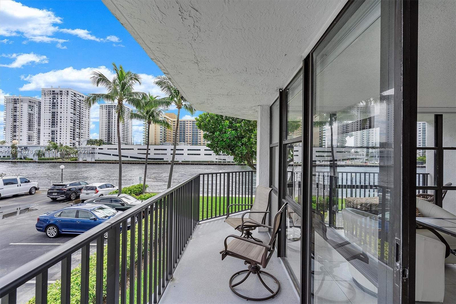 OCEANVIEW PARK CONDO - Residential Lease