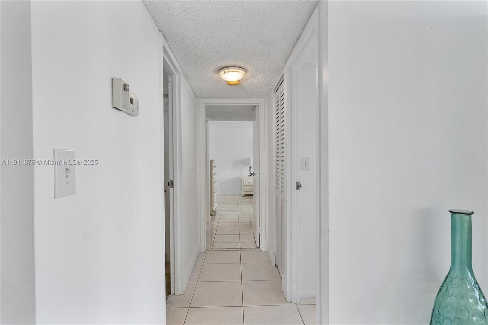 OCEANVIEW PARK CONDO - Residential Lease