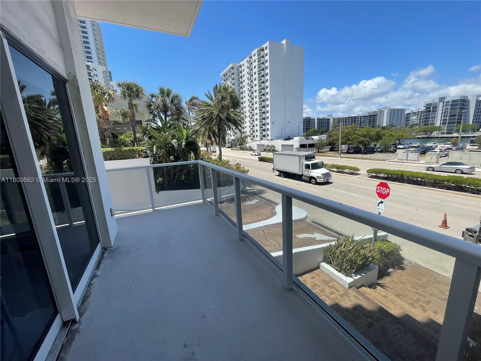 AQUARIUS CONDO - Residential