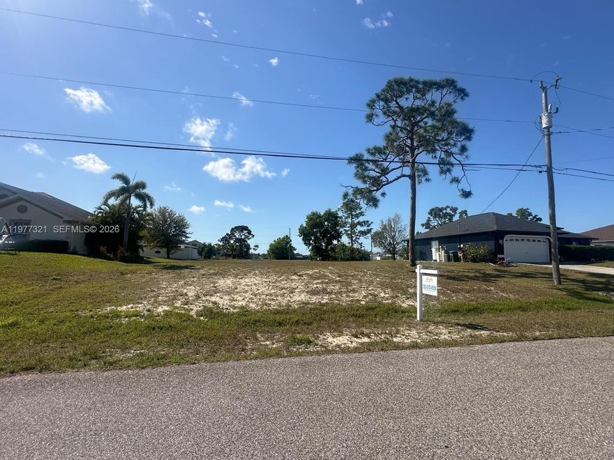 Build your dream home in this lot located in the growing area 10,000 SF LOT IN CAPE CORAL 29500 Properties a grow of 28% since 2010. lot as frontage 8 ft Depth: 125 ft . ideally situated on the Southwest Florida coast Cape Coral is highly regarded for its quality of life. Offering an average of 266 days of sunshine annuality with a low cost  of living and no state income tax. Cape Coral present an excellent opportunity for both residential and business development . Don't miss opportunity to create your custom dreams home