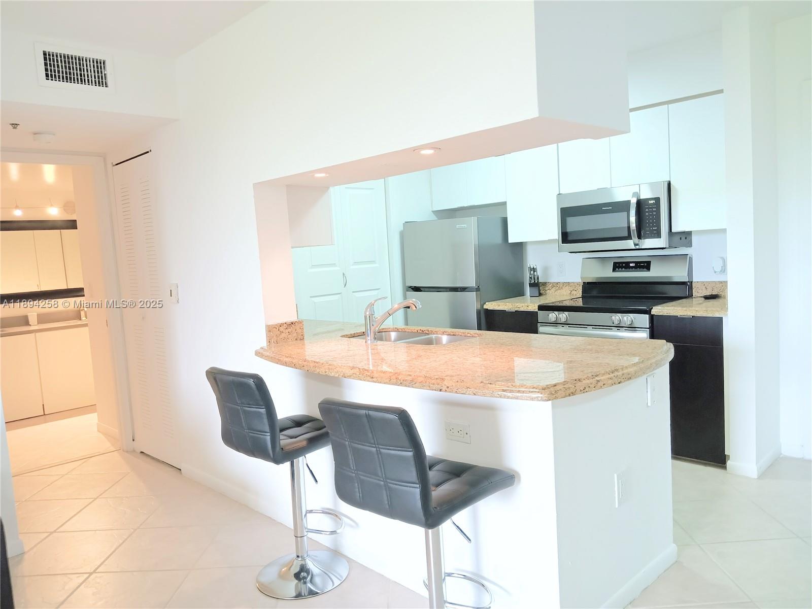 THE YACHT CLUB AT AVENTUR - Residential Lease