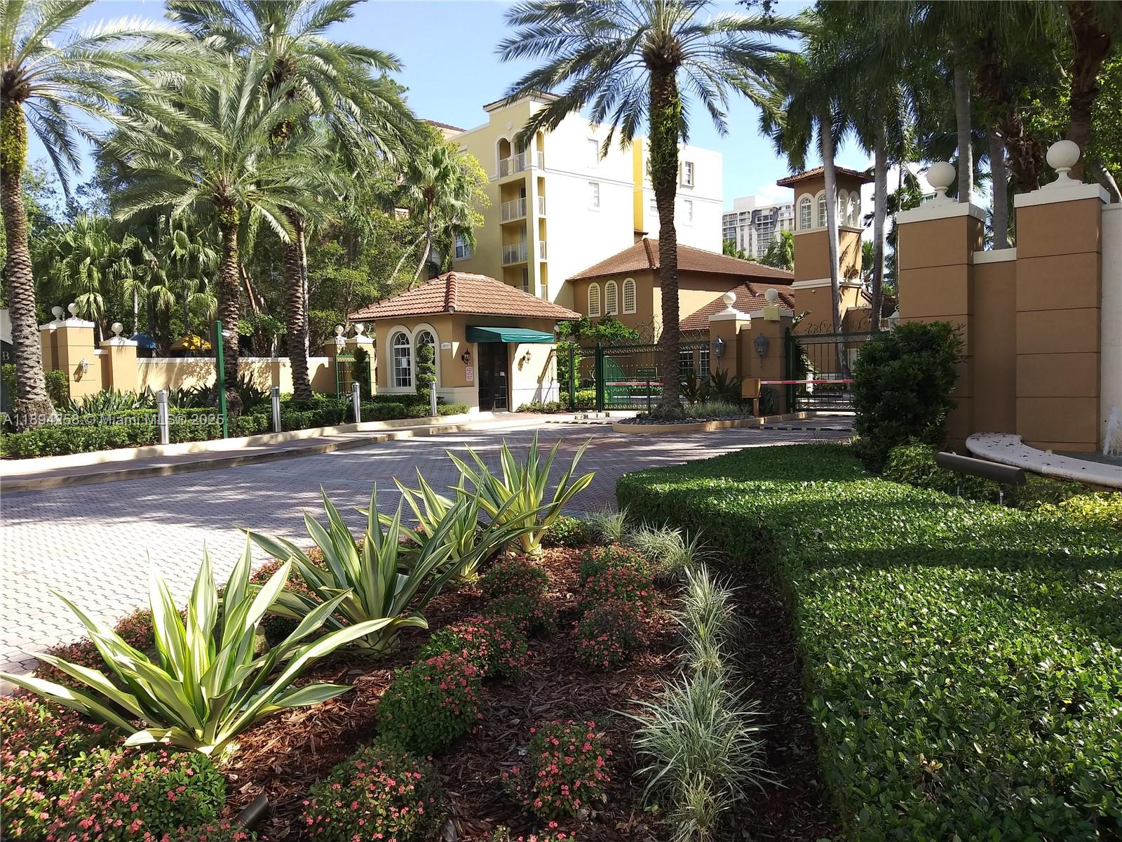 THE YACHT CLUB AT AVENTUR - Residential Lease