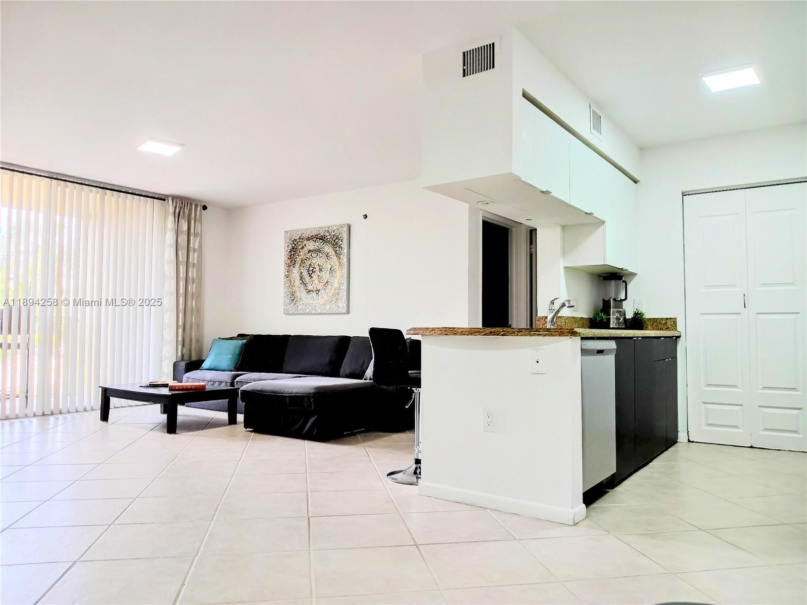 THE YACHT CLUB AT AVENTUR - Residential Lease
