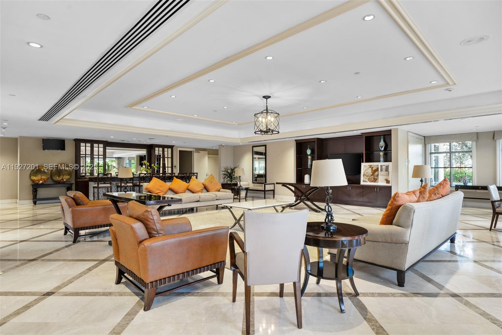 TURNBERRY VILLAGE SO TOWE - Residential