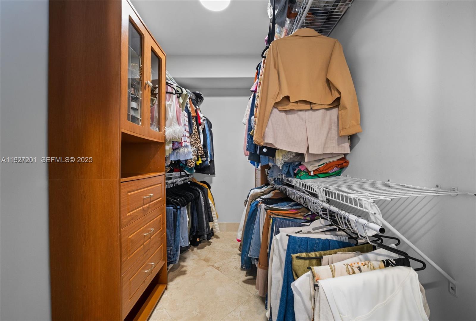 TURNBERRY VILLAGE SO TOWE - Residential