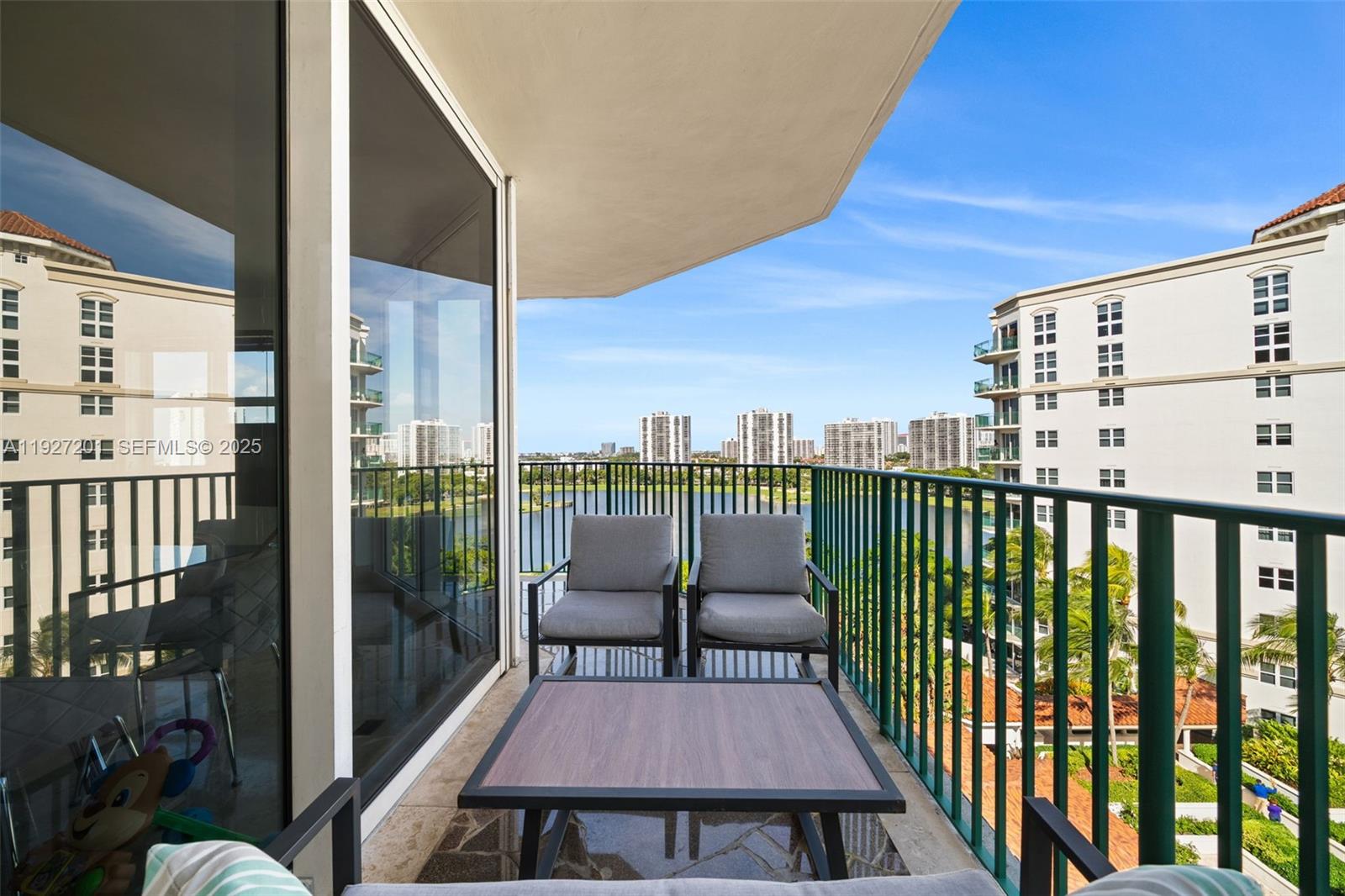 TURNBERRY VILLAGE SO TOWE - Residential