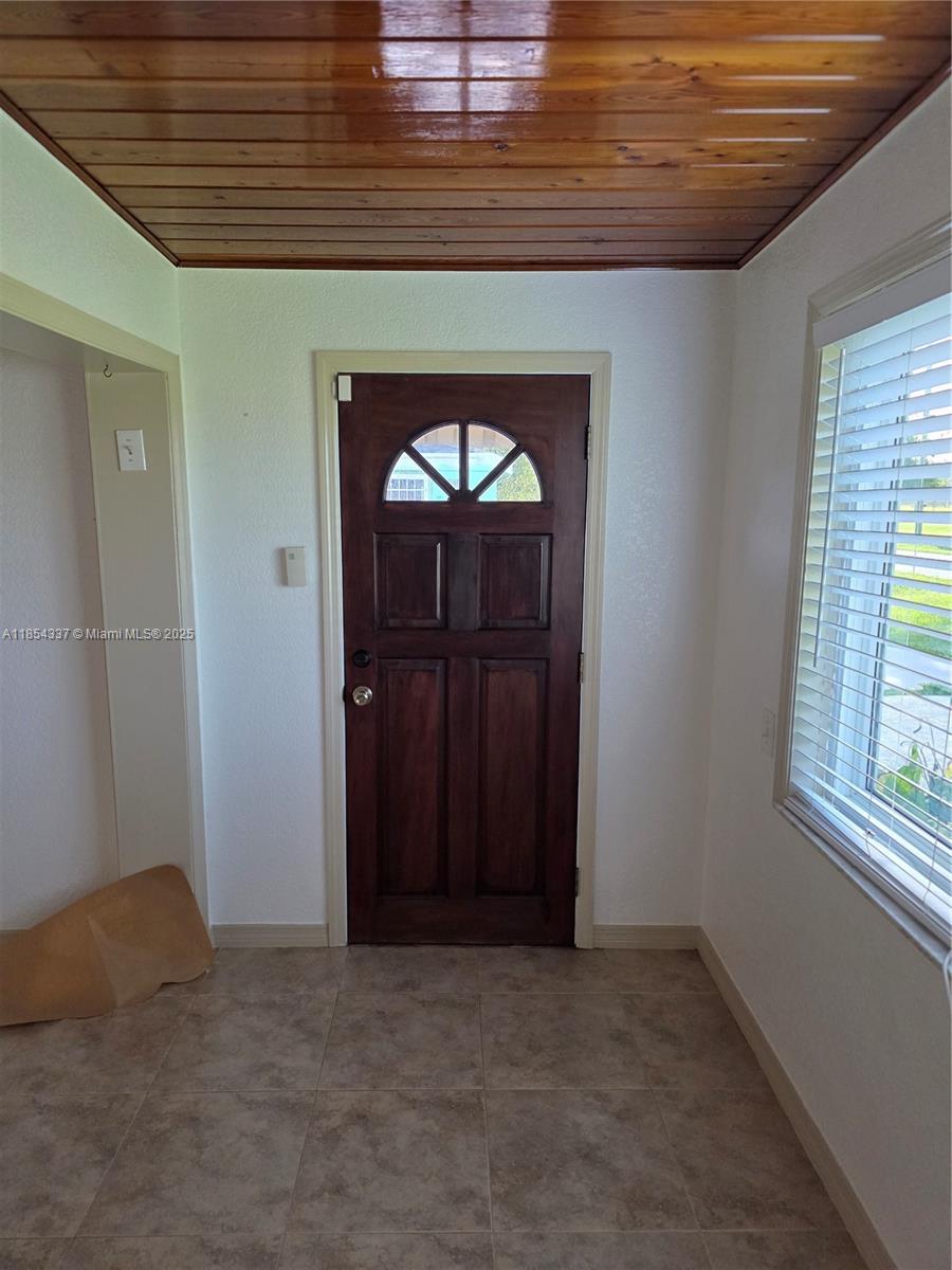 METES AND BOUNDS - Residential Lease