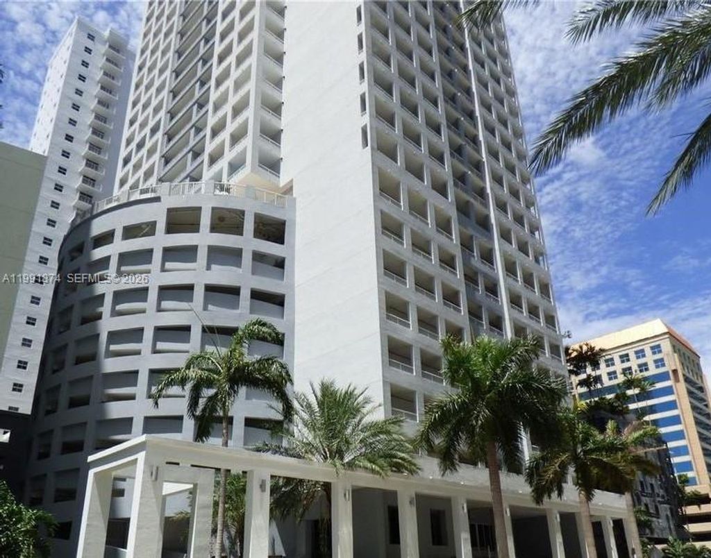 Photo of 170 SE 14th St #3005, Miami, FL 33131 (MLS # A11991874)