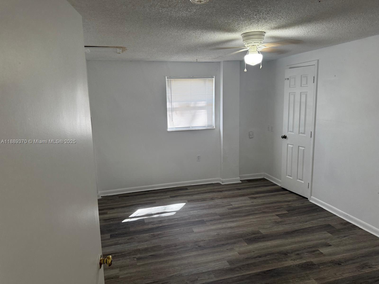 SPRING LAKE - Residential