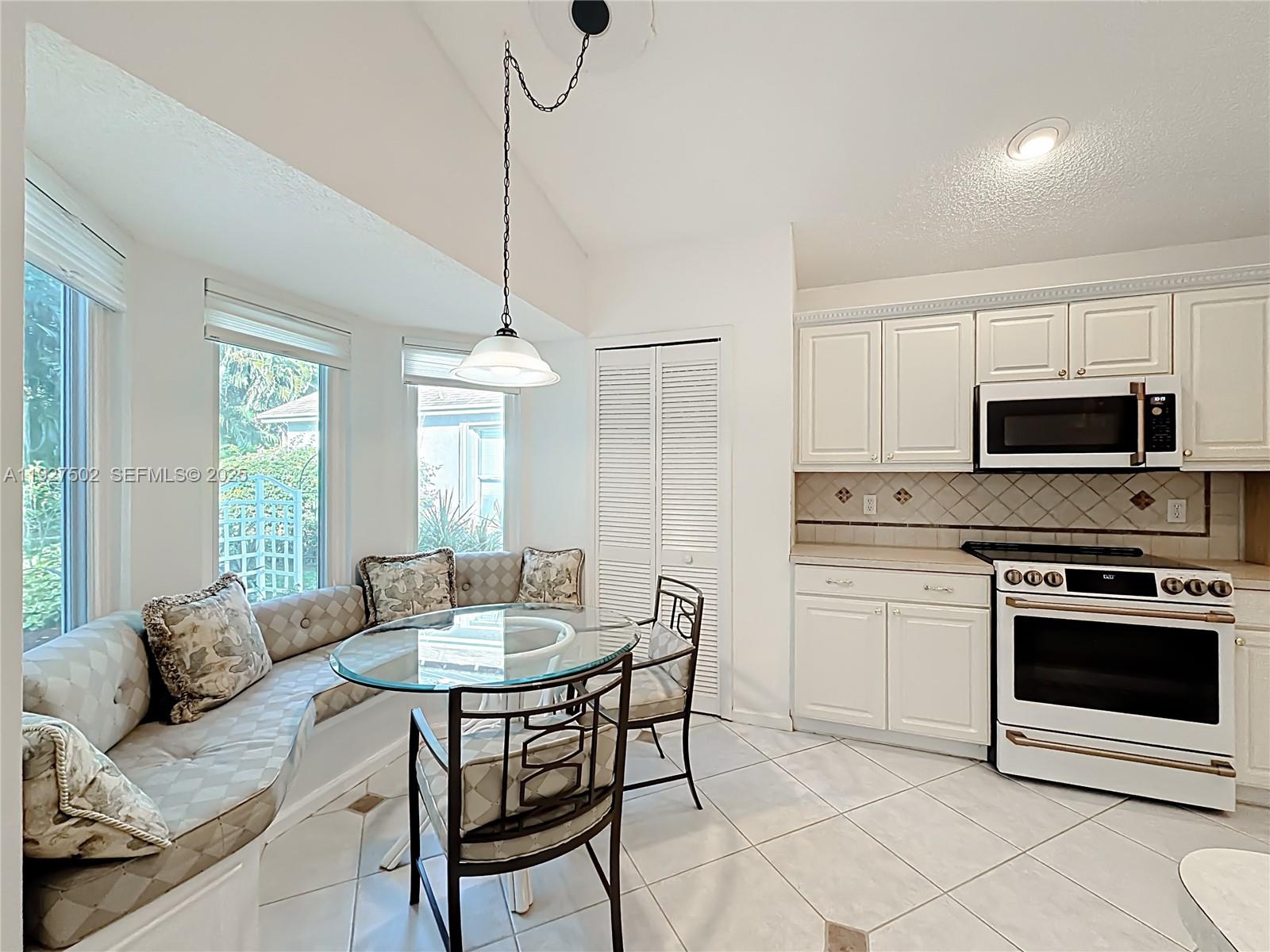 RIVER BRIDGE PAR 2F - Residential