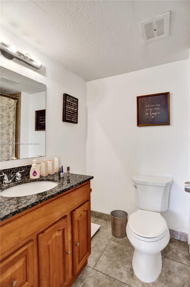 DORAL GARDENS CONDO - Residential Lease