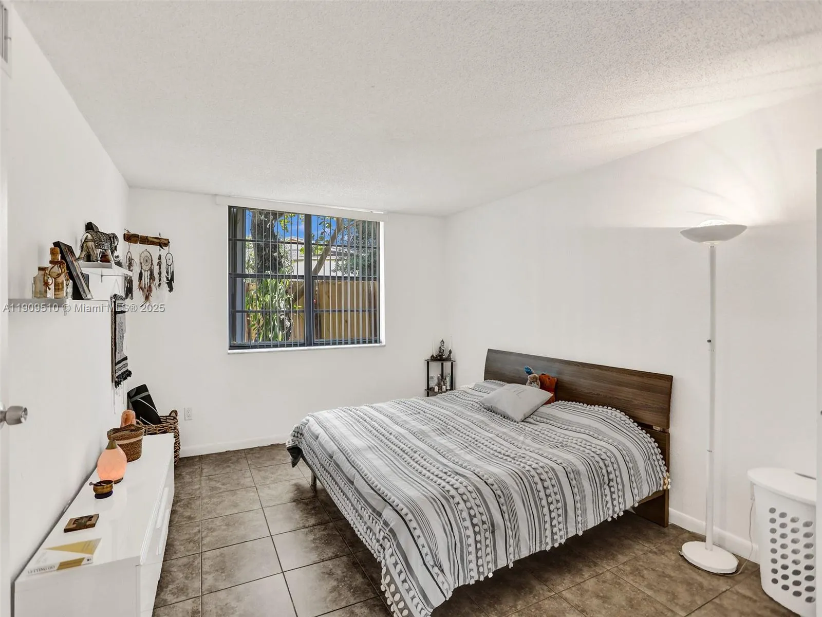 Doral, Florida 33166, United States, 2 Bedrooms Bedrooms, ,2 BathroomsBathrooms,Residential,Active,239960