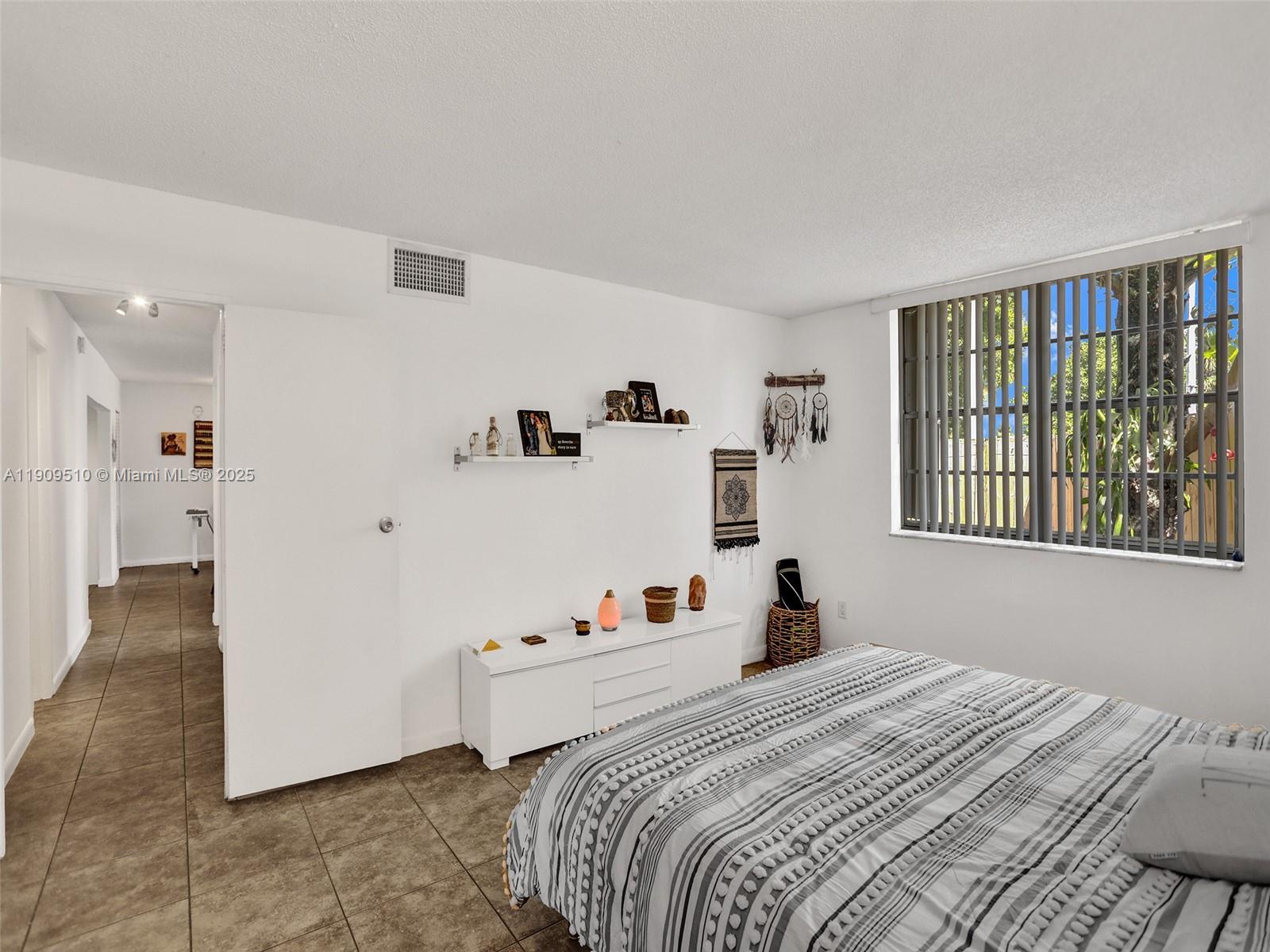 DORAL GARDENS CONDO - Residential Lease