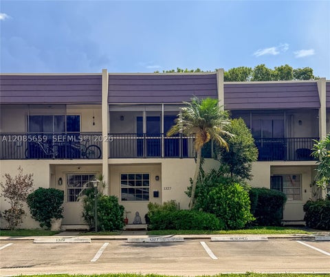 Photo of 1327 N 15th Ave #22, Hollywood, FL 33020 (MLS # A12085659)